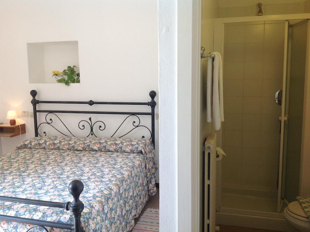 Albergo Giardinetto Μπελάτζιο Δωμάτιο φωτογραφία
